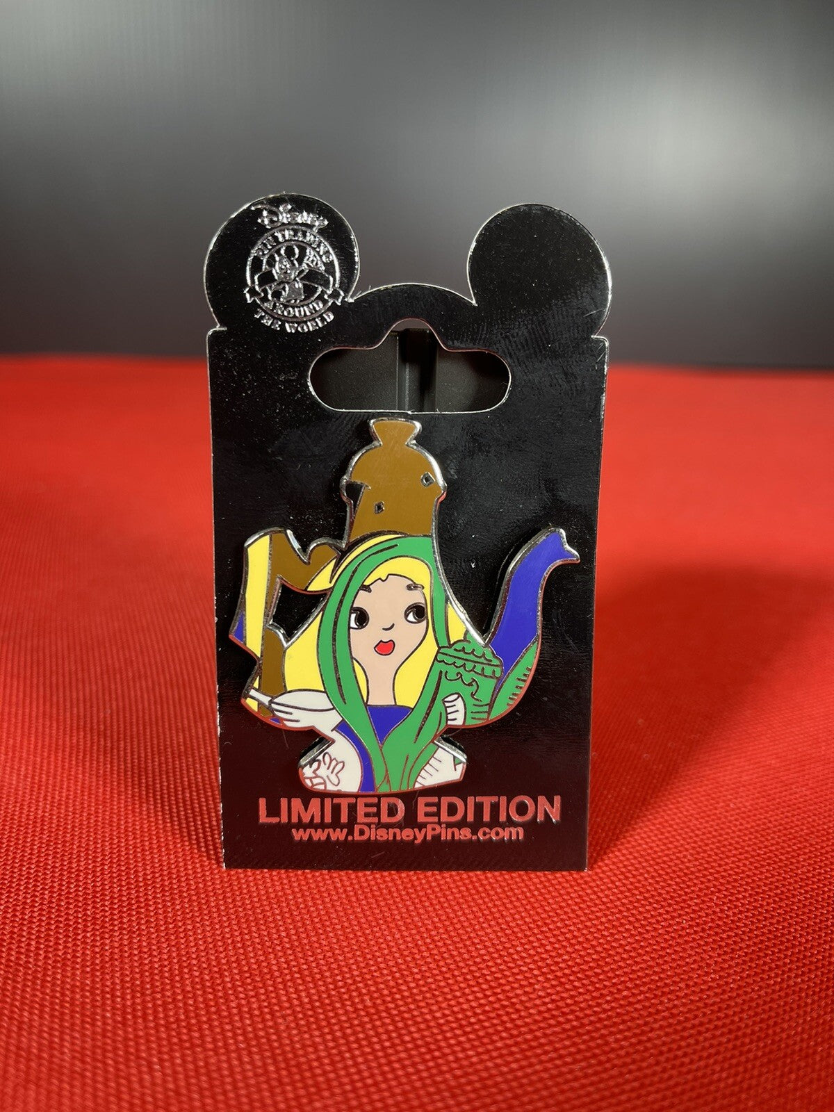 Tables In Wonderland Pin - Limited Editor 250 - Alice In Wonderland Tea Kettle